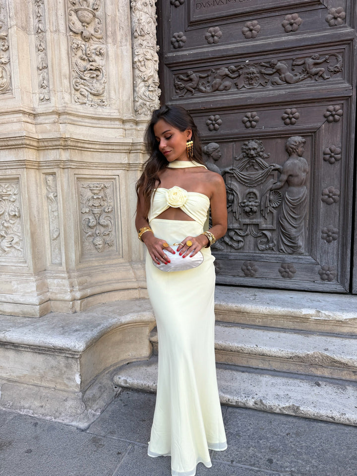 Vestido Floral Amarillo Pastel con Pañuelo